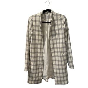 Carolina Belle M White and Gray Blazer Suit Jacket Open Front